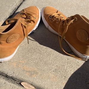 Women’s size 12 converse high tops